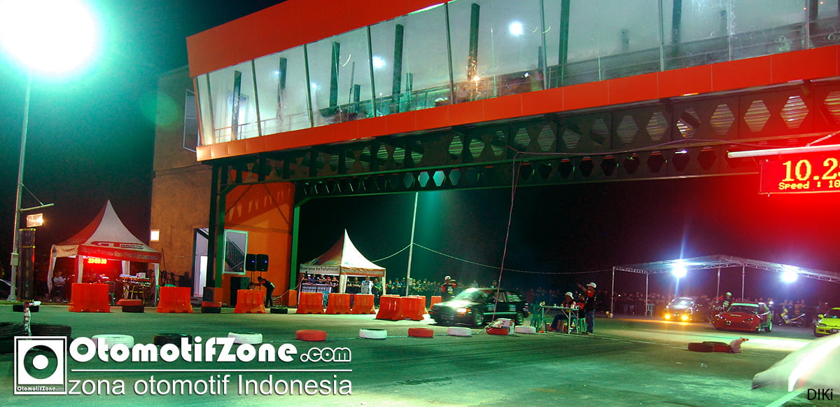 Stage counter dan Park Ferme klas internasional