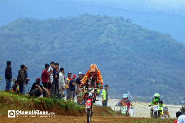 Rizki Bayong pembalap Cianjur