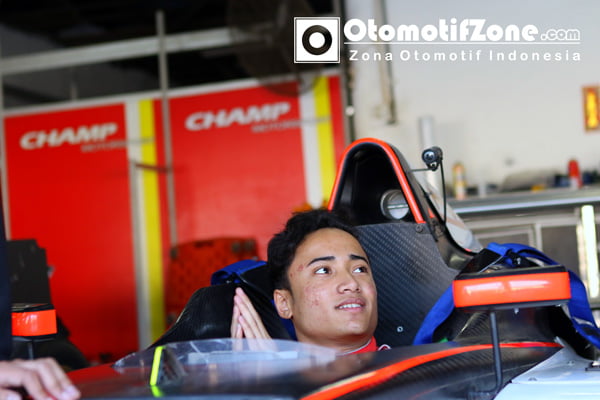 Diskusi dengan driver coach