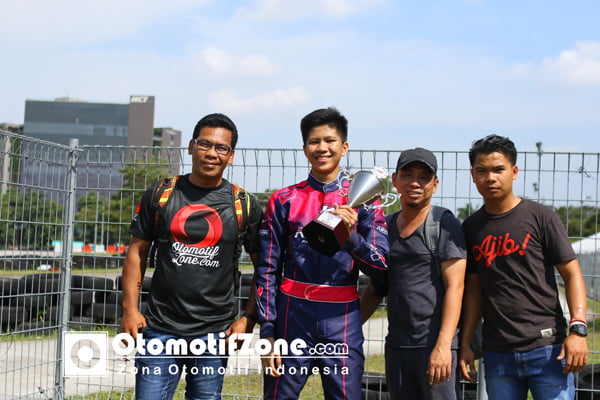 Agi dan team MBG racing