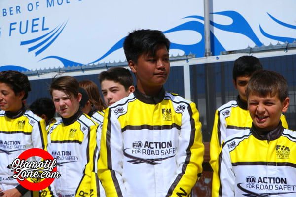 Akheela diantara pembalap dunia