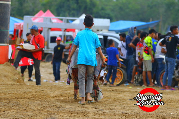 lebih muat banyak
