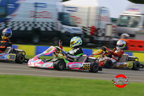 Prass protes dihalangi