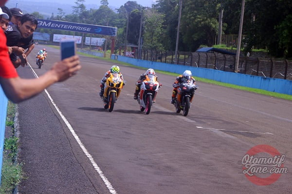 CBR Race Day 2017