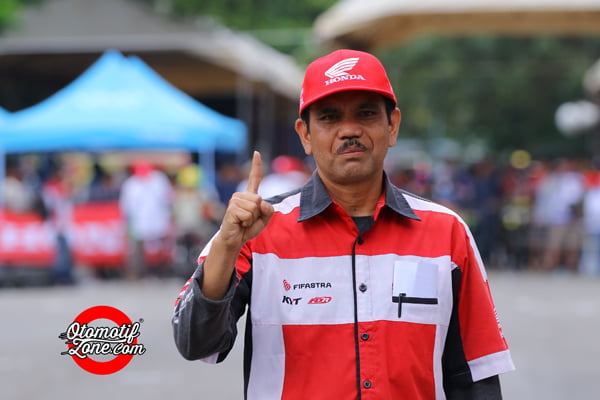 asballah hasibuan, penganggung jawaba Honda Capella racing