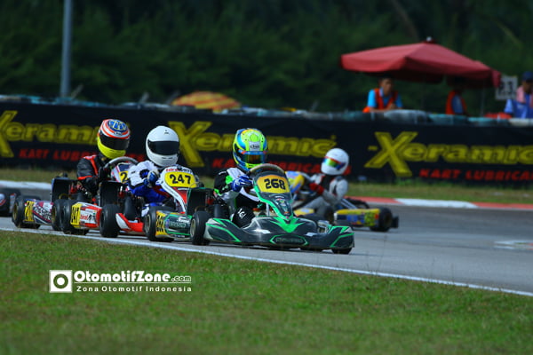 Agi Borneo nomer start 268 , Runner Up dikelas Senior max