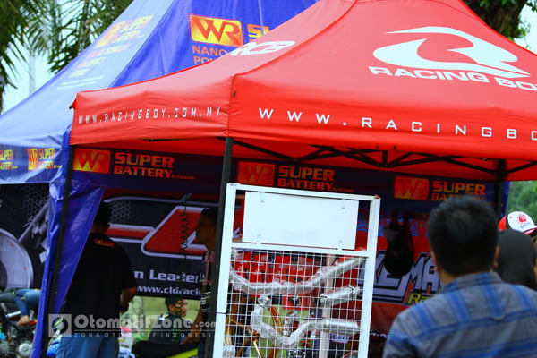 stand sponsor pendukung