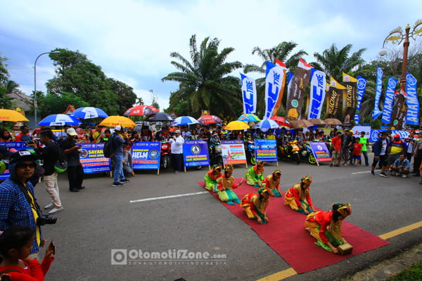 sekapur sirih, opening ceremony gelaran