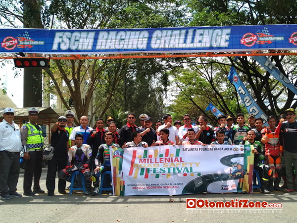 Disisipi MIllenial Road Safery Festival