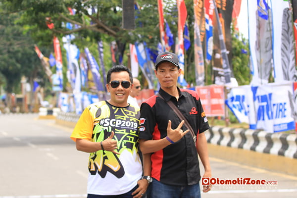 Dragon bersama perwakilan RCB