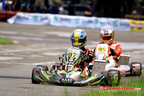 Persaingan Prass dan Senna SN