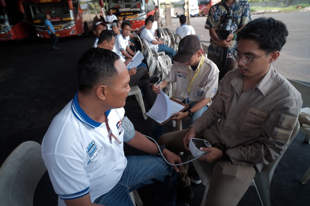 Acara Shell Edukasi 400 Supir Bus