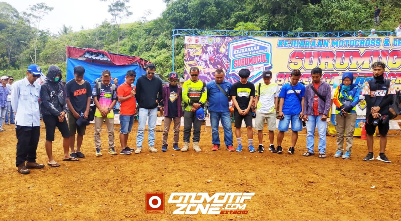 Pencinta Grasstrack mengheningkan cipta untuk Yesi Denika