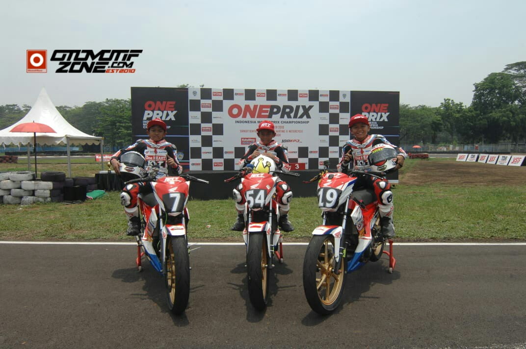 Trio Pembalap ART di Kelas ECU Standar