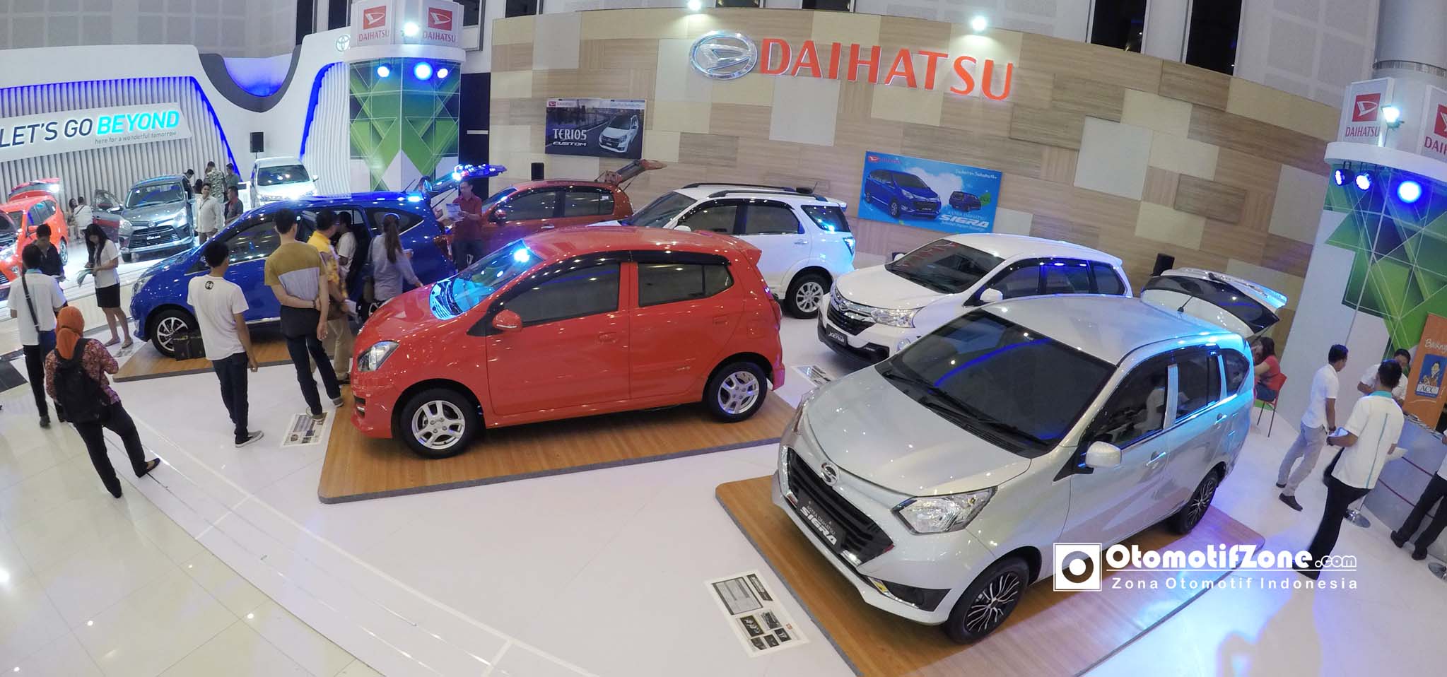 Booth Daihatsu GIIAS Surabaya 2016