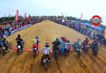 Bankfed Racing Penerus Tradisi Mandi Balimau Kasai Grasstrack Motocross Kuansing Riau Puluhan ribu penonton padati sirkuit