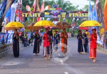Sumatera Cup Prix 2019 Masuk Jadwal Balap Nasional dan Asia, Kualitas Event Akan Dinaikan Umbrella Girl syari'ah Sumatera Cup Prix 2017