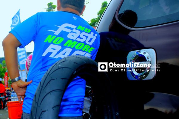 penampakan IRC Fasti Pro khusus matic bagai pinang dibelah 2 dengan versi Bebek