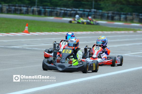 Aditya Wibowo berjuang keras