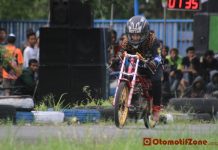 Ulas Kelas Wanita Di GDS Gantiwarno Fun Drag Bike Klaten, Ikuti Cara Mereka Bisa Balap Tanpa Modal Motor