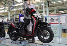 AHM Hadirkan Grafis Desain Stripe dan Pilihan Warna Baru New Honda Scoopy