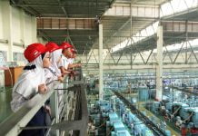 Rayakan Hari Sumpah Pemuda ke-94 Tahun, AHM Berikan Beasiswa Pendidikan