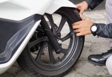 Para Bikers Jangan Sepelekan 11 Hal Ini di Saat Musim Hujan!