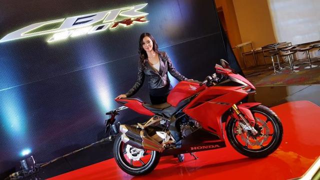CBR 250RR SP RED