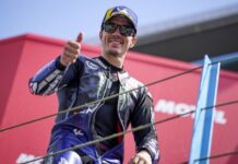 Resmi, Maverick Vinales Di Pecat Yamaha