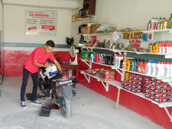 I Putu Agus Eka Guncara Bisma