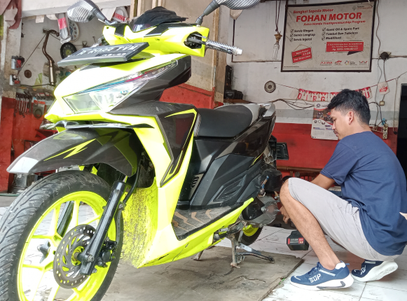 Yayasan-AHM-3