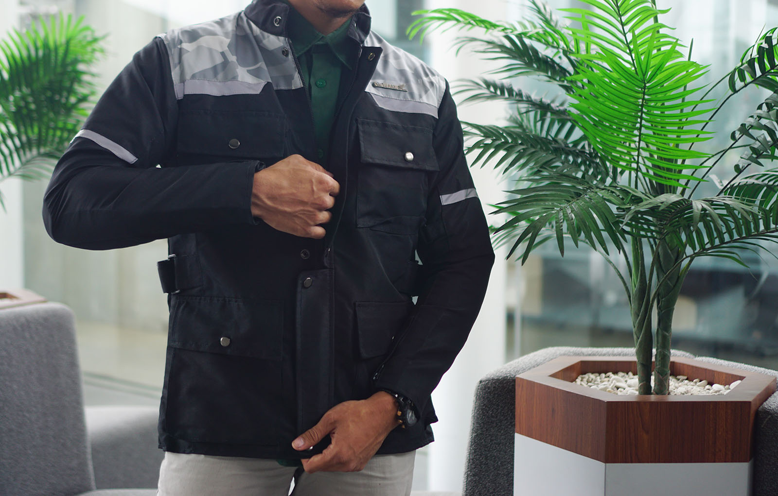 Gunakan Jaket yang Aman dan Nyaman Saat Berkendara