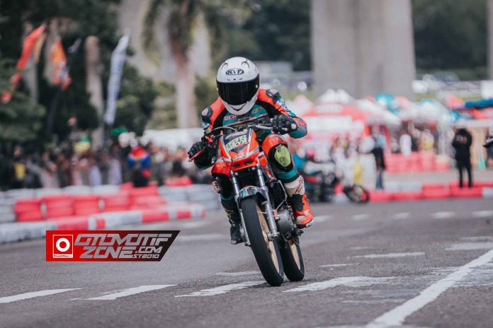 V Karaoke di Roadrace