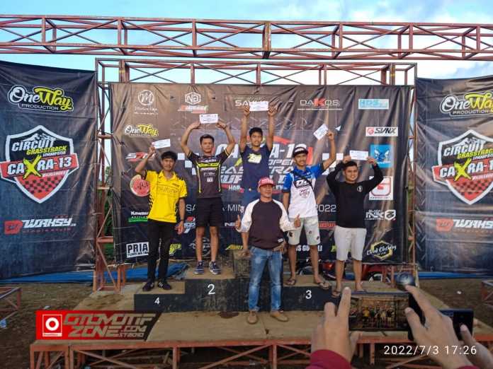 Caxra-13 Grasstrack