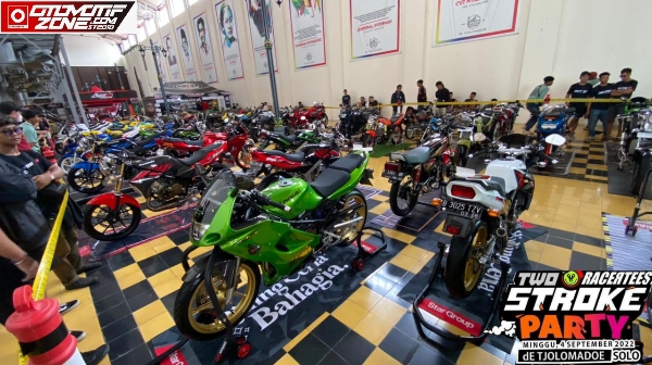 Two Stroke Party Di De Tjolomadu 2022