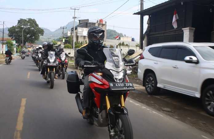 Honda CB150X