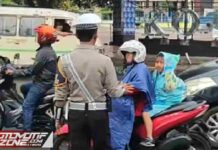 Aksi Polisi Kota Banjar Menuai Simpati Netizen Aksi Polisi Kota Banjar Menuai Simpati Netizen
