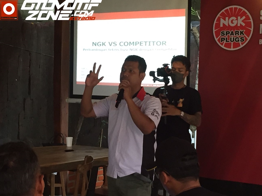 NGK