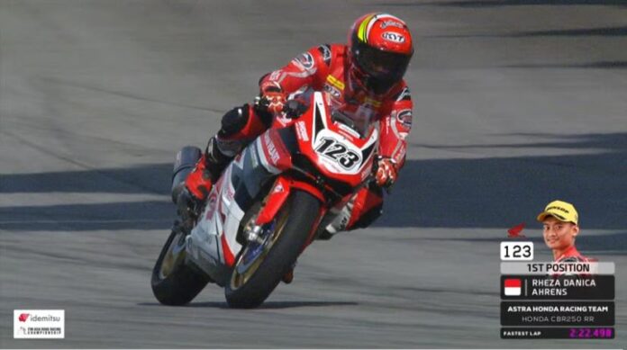 Rheza Danica sebagai leader senior menjadi yang tercepat dengan catatan 2.22.498