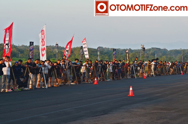 mendadak drag