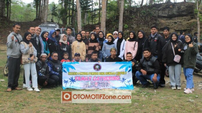Tingkatkan Kebersamaan, IPPBR Kertabumi Ciamis Konvoi dengan Tertib
