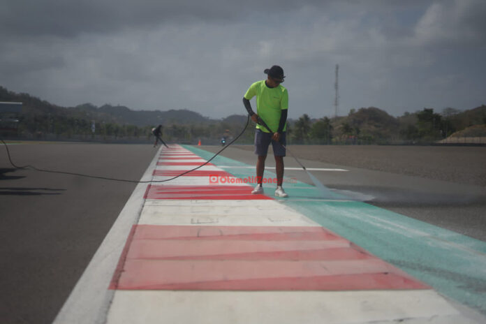 Sirkuit Mandalika Dicat Ulang Jelang MotoGP 2023