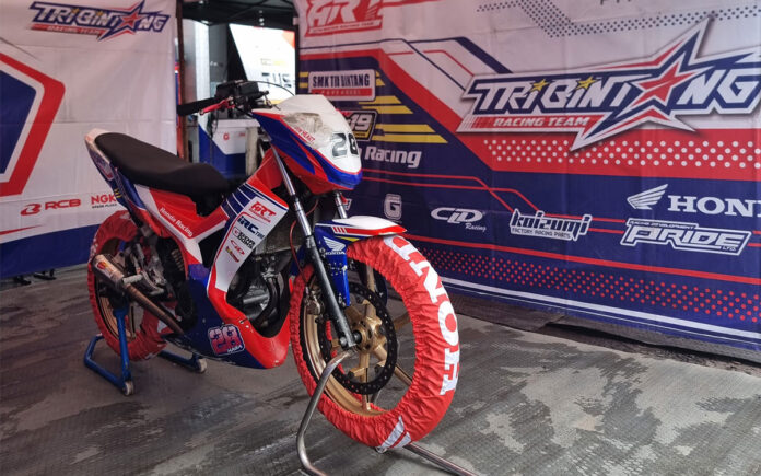 Tribute to Haga, Motor Haga Dipajang