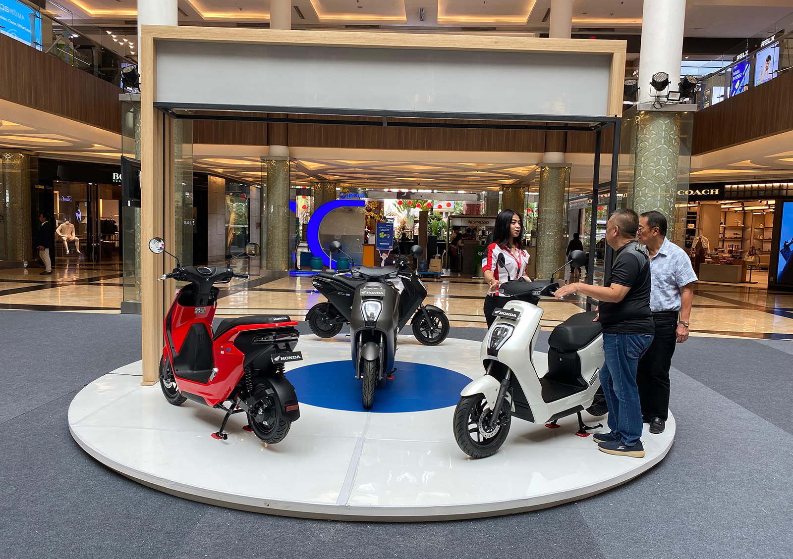 Honda EM1 e: dan EM1 e: PLUS Hadir di Trans Studio Mall Bandung dengan Beragam Keseruan