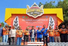 Gelaran Kejurda Grasstrack IMI Jabar Tasikmalaya Tampilkan Kesenian Tradisional Gelaran Kejurda Grasstrack IMI Jabar Tasikmalaya Tampilkan Kesenian Tradisiona