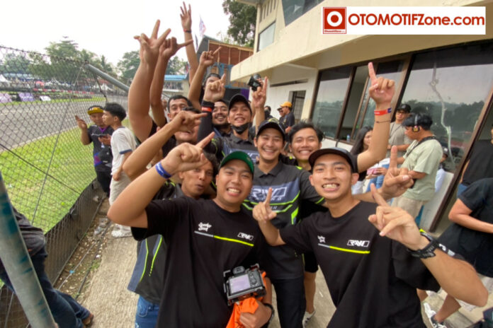 F3484FB3-5405-4332-B8B1-FB83161E7F11