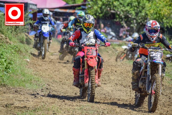 Komunitas Grasstrack