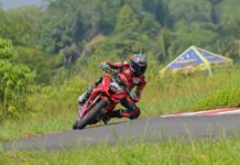Semangat Satu Hati Andra Setya Ismaya dengan Honda Supra GTR Antarkan Podium di Final Kejurnas MotoPrix Tasikmalaya Semangat Satu Hati Andra Setya Ismaya dengan Honda Supra GTR Antarkan Podium di Final Kejurnas MotoPrix Tasikmalaya