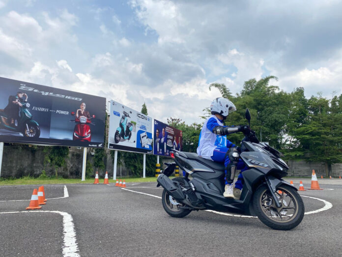 Langkah Awal Belajar Sepeda Motor Bagi Pemula Gampang dan Tetap #Cari_Aman