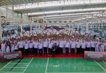 Berkah Punya PCX, 500 Bikers Honda Ditemui Pebalap MotoGP Berkah Punya PCX, 500 Bikers Honda Ditemui Pebalap MotoGP